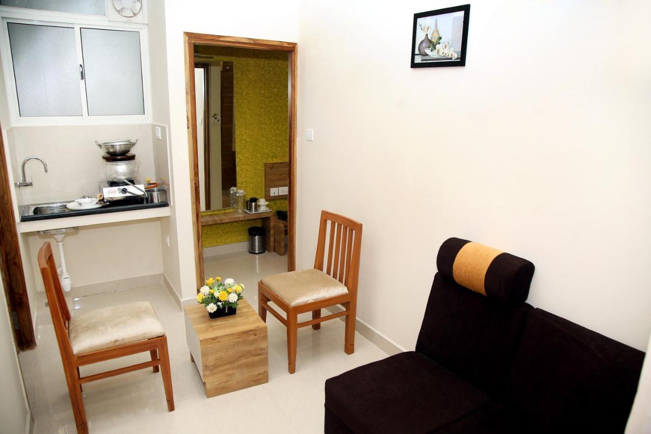 Hotel Apollo Court Chennai Exterior foto